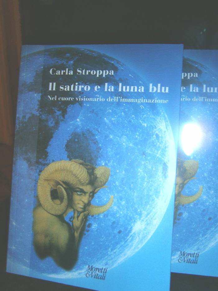 Il satiro e la luna blu